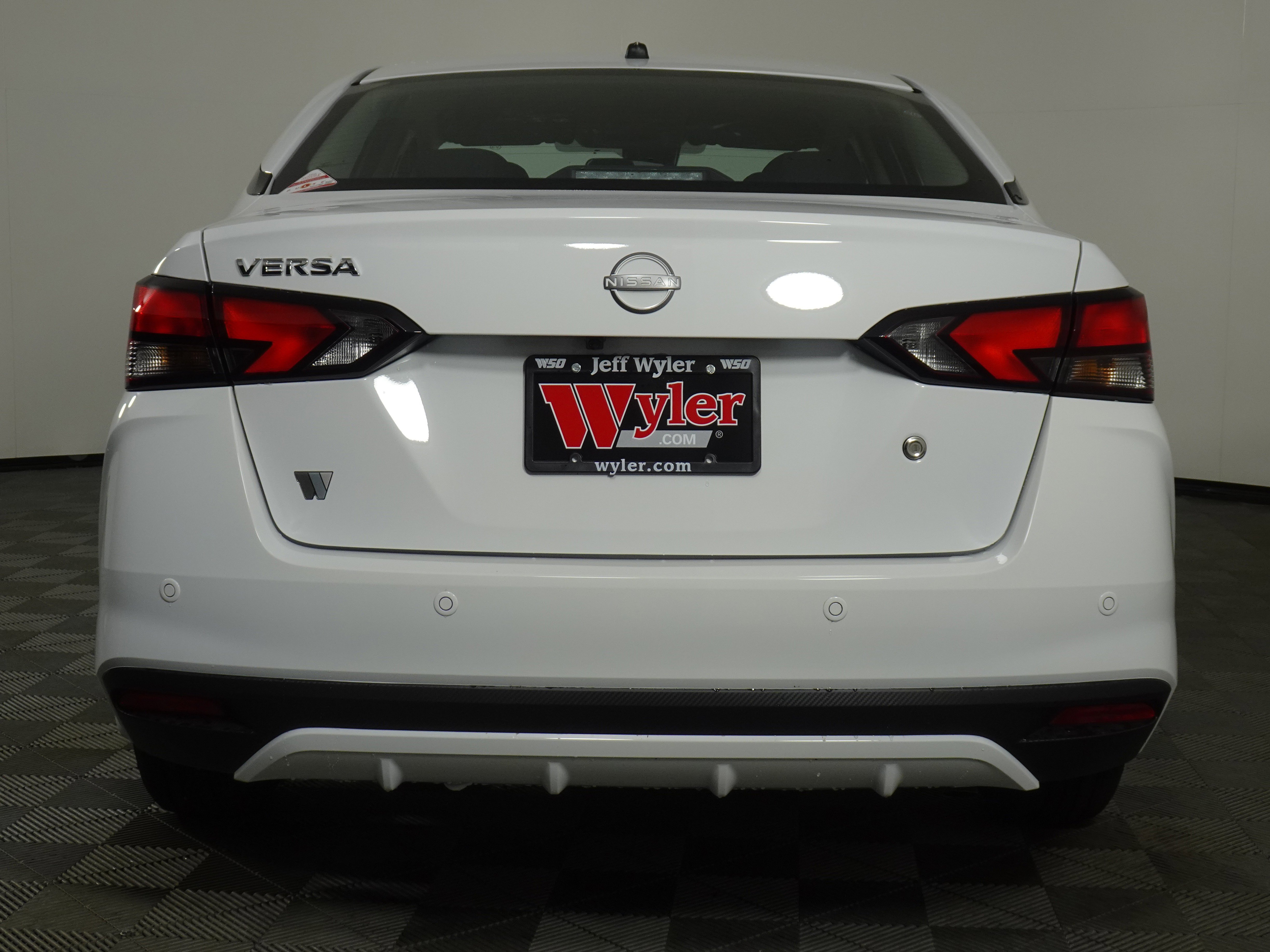 New 2025 Nissan Versa S w/ Trunk Package image 18