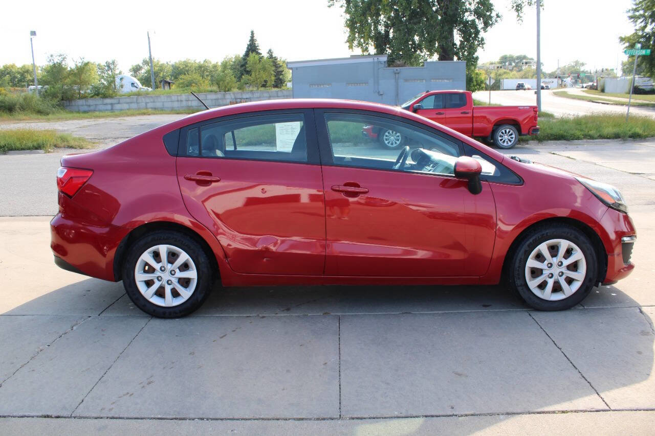 Used 2017 Kia Rio LX w/ Power Package image 3