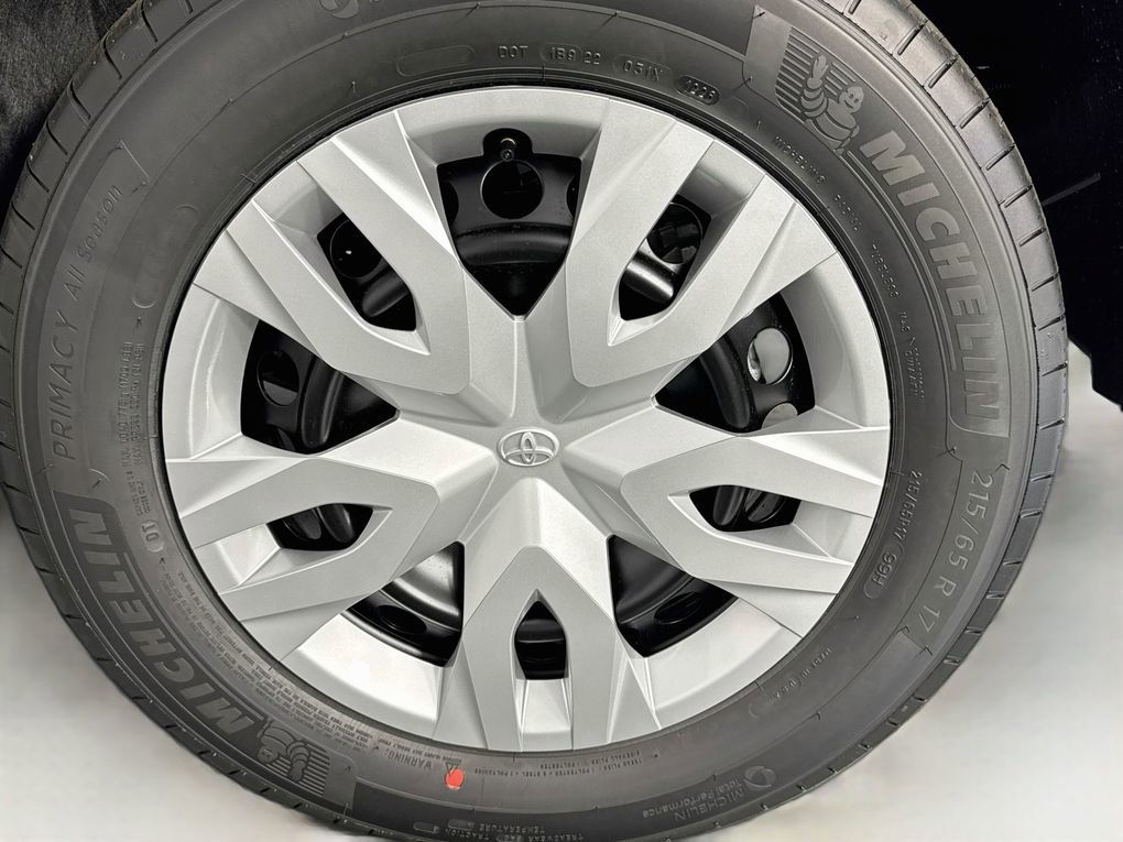 New 2026 Toyota Corolla Cross L FWD image 31