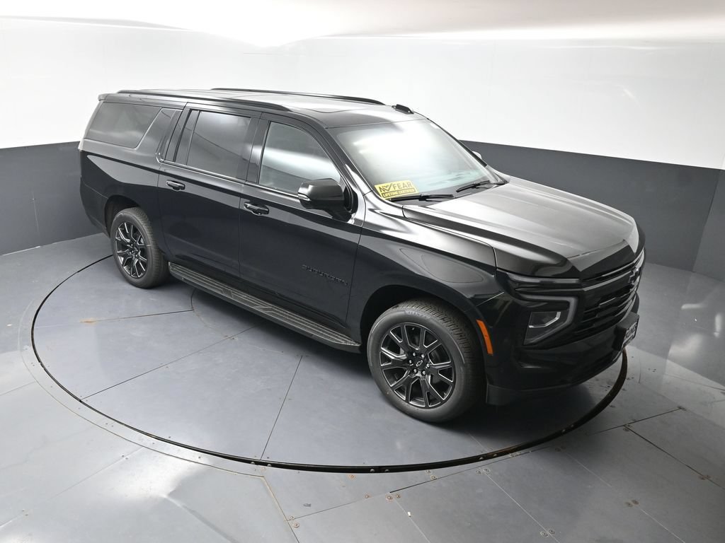 New 2026 Chevrolet Suburban RST w/ RST Capability Package AWD/4WD image 36