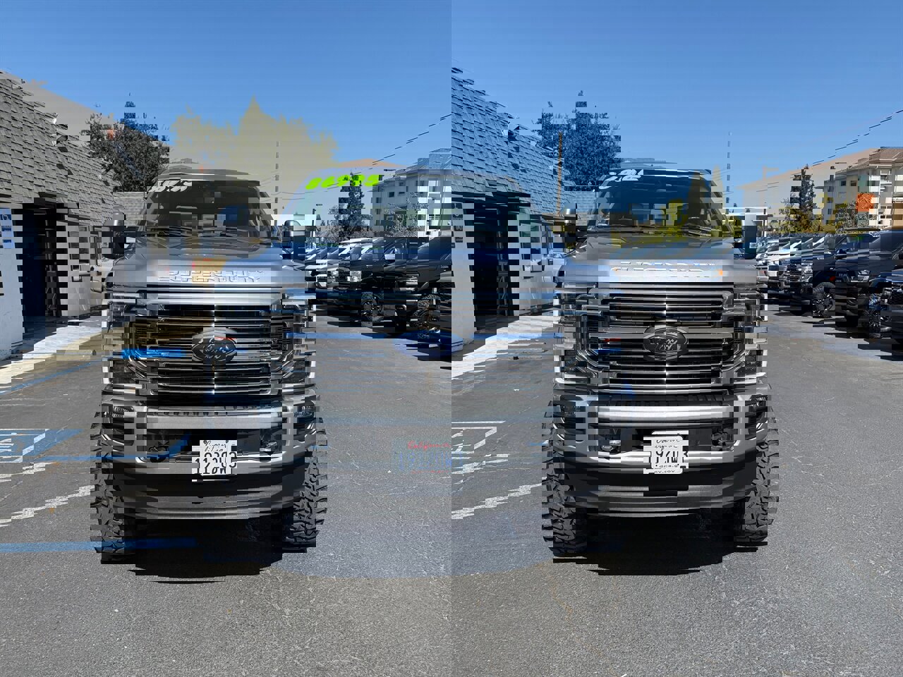 Used 2022 Ford F350 Limited w/ FX4 Off-Road Package image 2