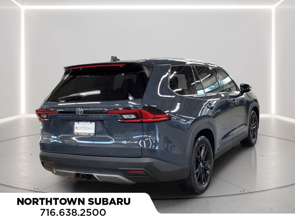 Used 2025 Toyota Grand Highlander AWD Hybrid image 3