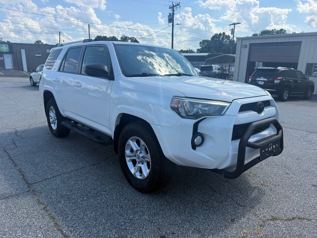 Used 2019 Toyota 4Runner SR5 RWD image 3