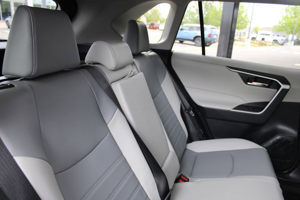 Used 2023 Toyota RAV4 XLE Premium AWD/4WD image 57