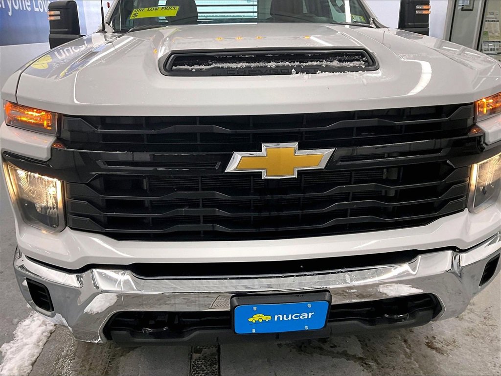 Used 2024 Chevrolet Silverado 3500 W/T w/ WT Safety Package image 28