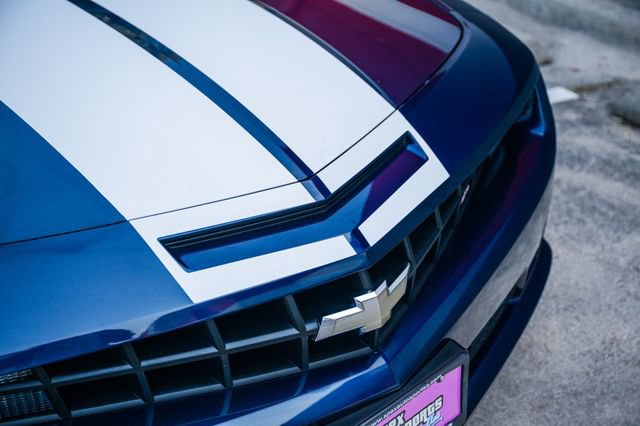 Used 2010 Chevrolet Camaro SS w/ RS Package RWD image 29