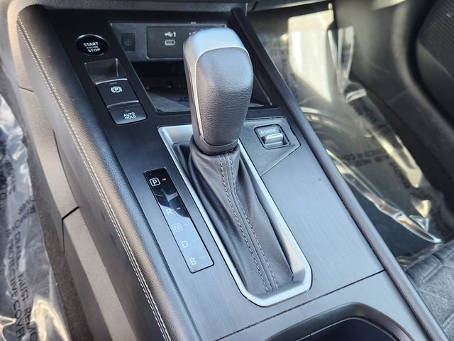 Certified 2025 Nissan Kicks SV AWD/4WD image 19