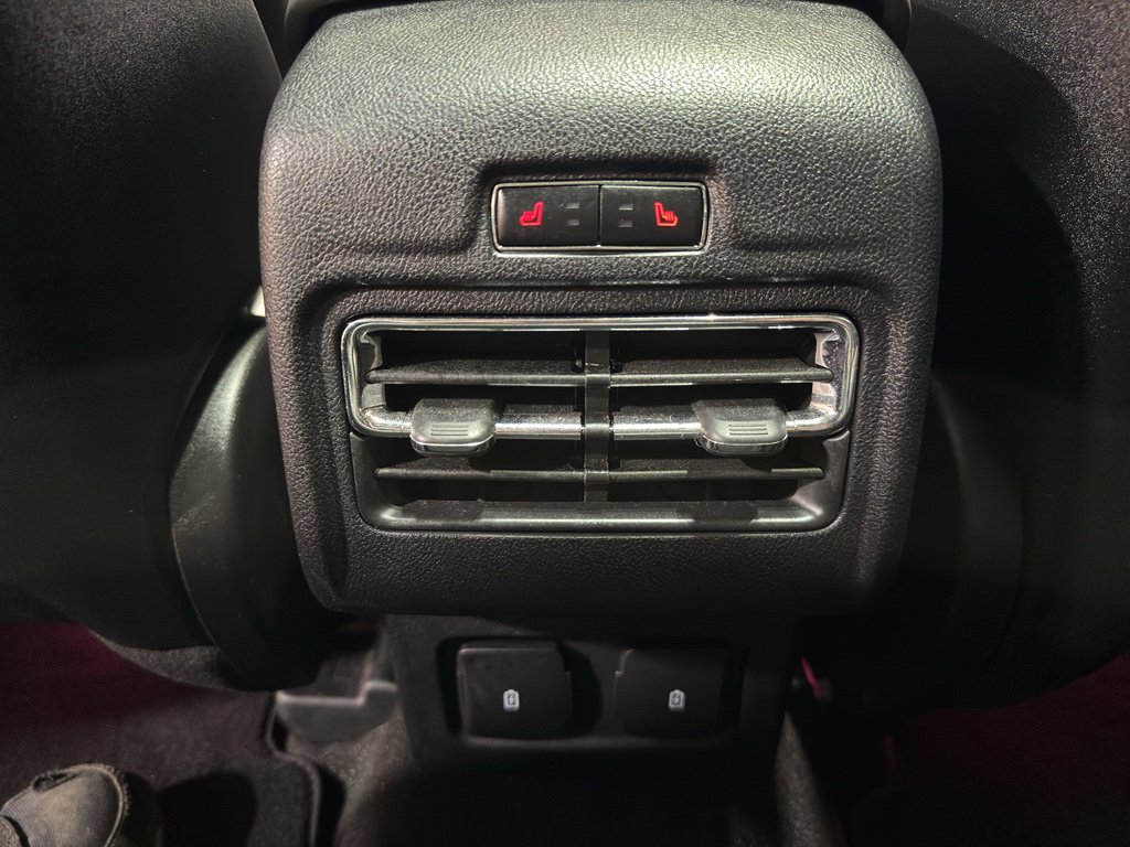 Used 2023 Lincoln Corsair Reserve w/ Equipment Group 202A image 13