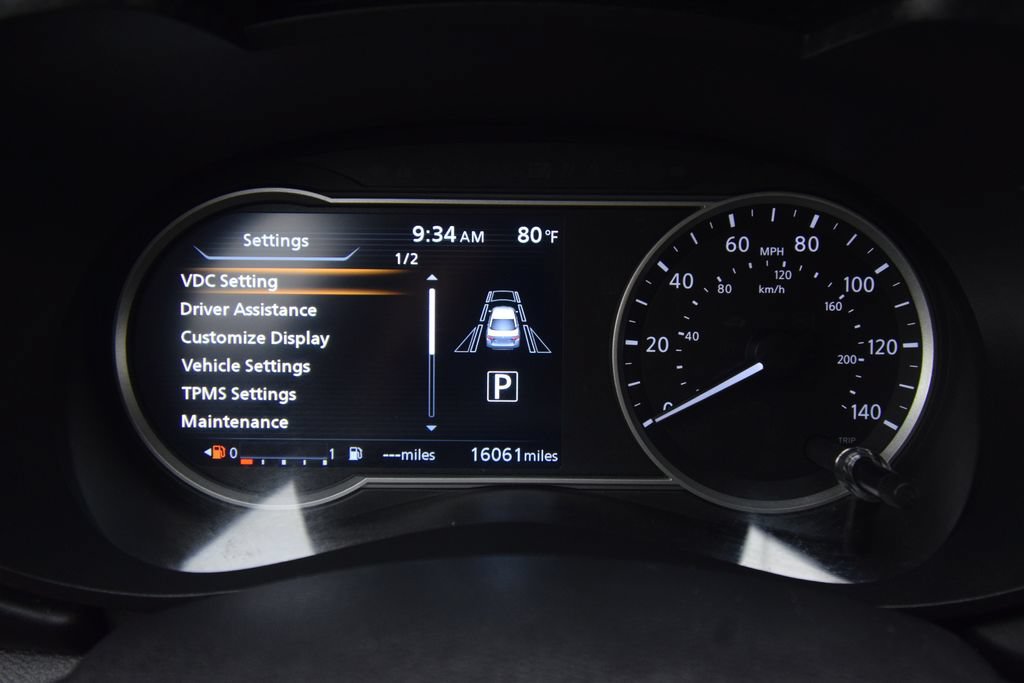 Used 2024 Nissan Versa SR w/ Trunk Package FWD image 20