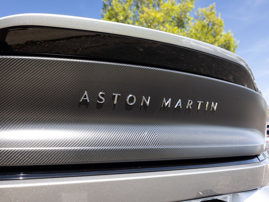 Used 2025 Aston Martin Vanquish image 36