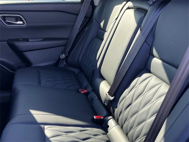 Used 2024 Nissan Rogue Platinum image 22