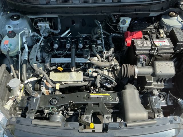 Used 2024 Nissan Kicks SV FWD image 18