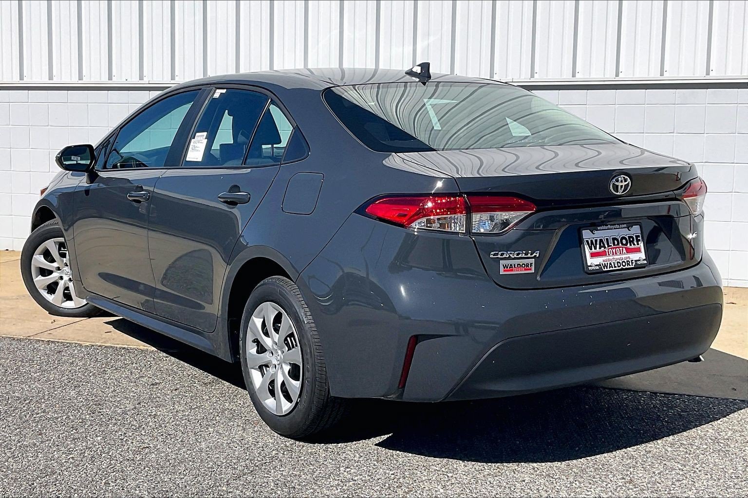 New 2027 Toyota Corolla LE FWD image 3