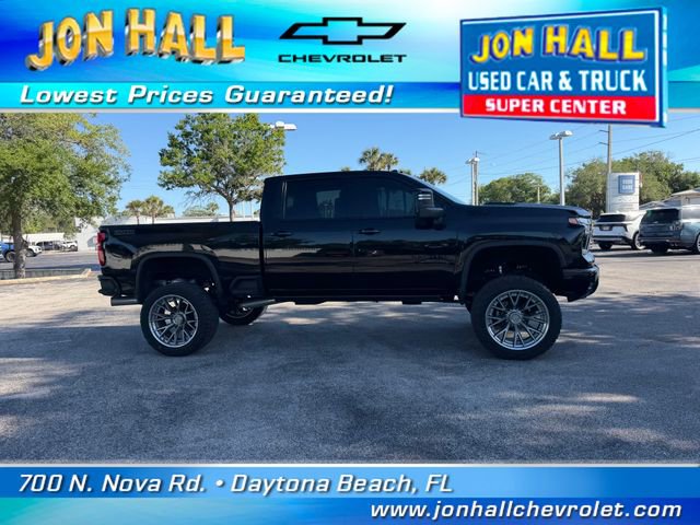 Used 2025 Chevrolet Silverado 2500 LTZ w/ LTZ Plus Package image 17