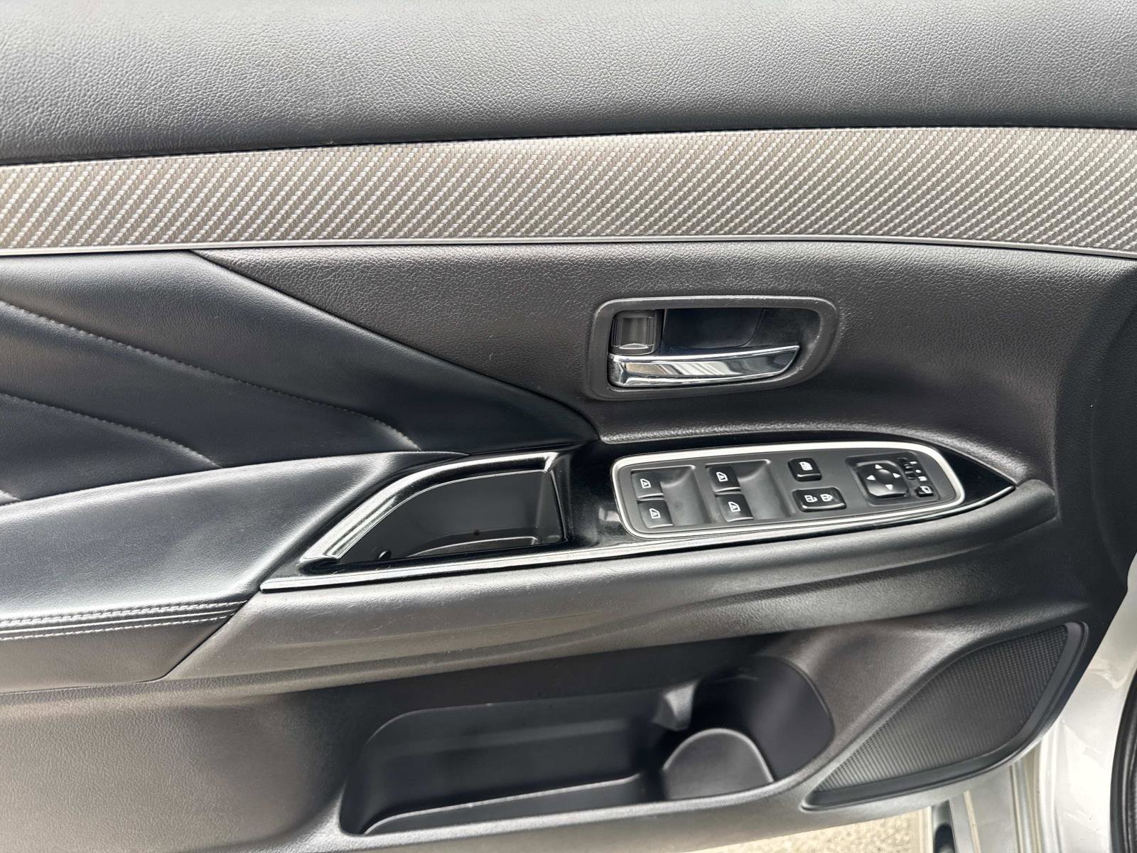 Used 2022 Mitsubishi Outlander GT image 15