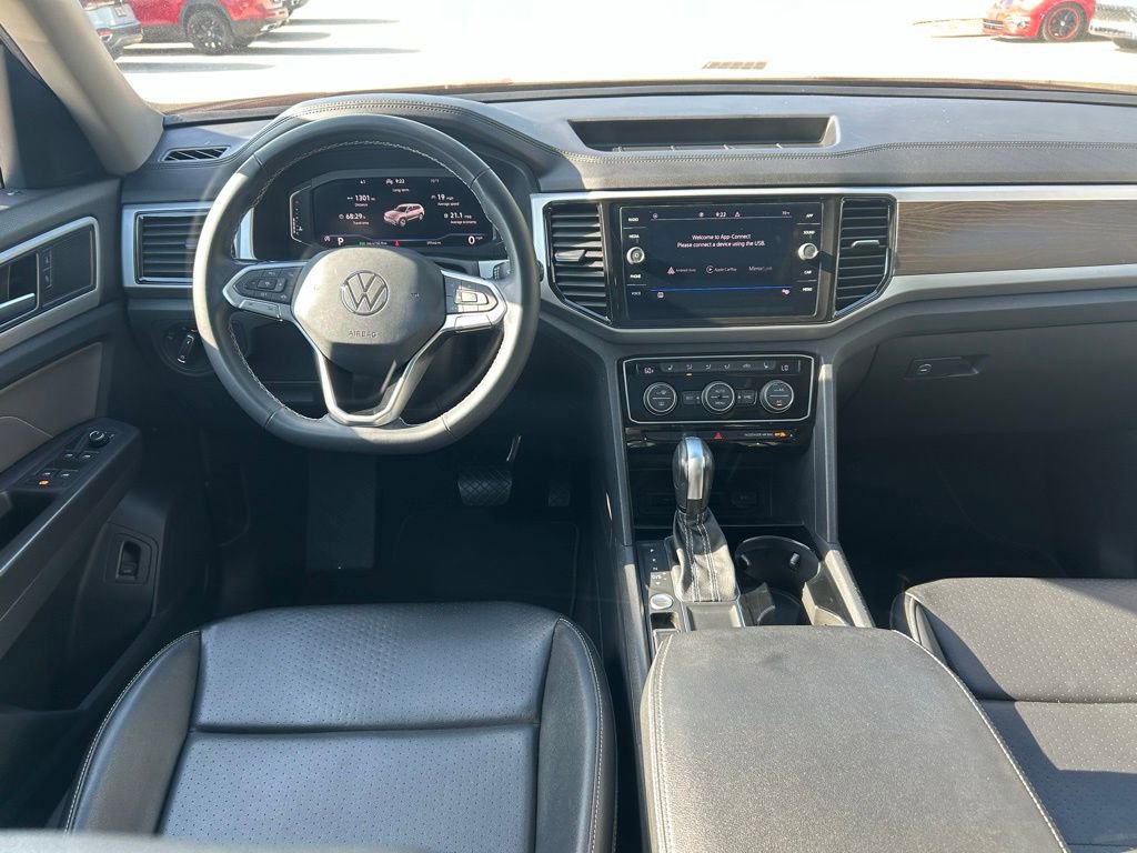 Used 2022 Volkswagen Atlas SE w/ Panoramic Sunroof Package FWD image 9