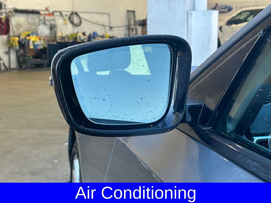 Used 2023 BMW 330i Sedan w/ Convenience Package image 16