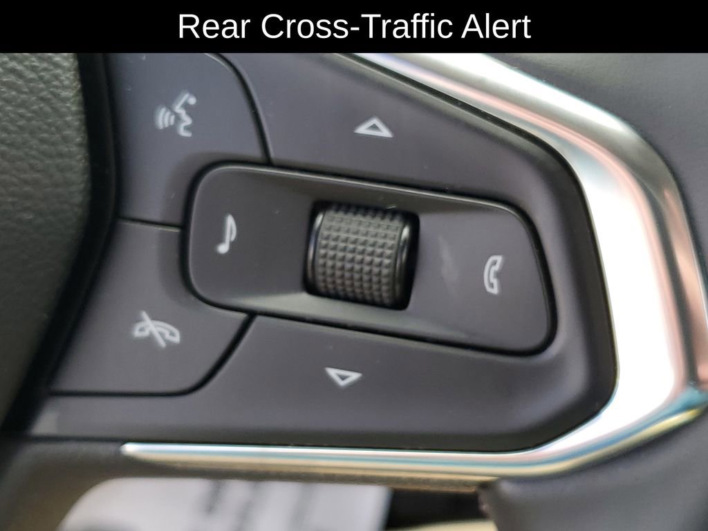 Used 2025 Chevrolet Trax ACTIV w/ Driver Confidence Package image 12