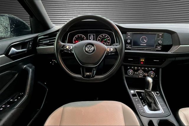 Used 2019 Volkswagen Jetta R-Line image 8
