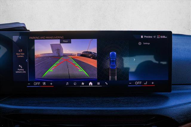 Used 2025 BMW 330i xDrive Sedan w/ M Sport Package image 19