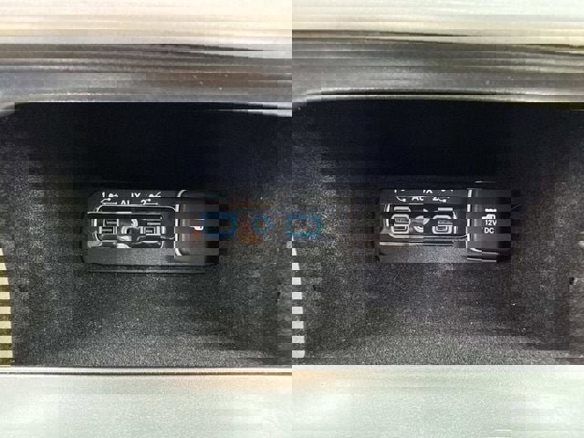 Used 2018 Jeep Grand Cherokee Overland image 28