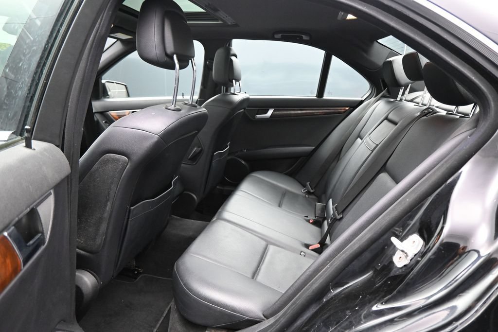 Used 2013 Mercedes-Benz C 300 4MATIC Sedan image 21