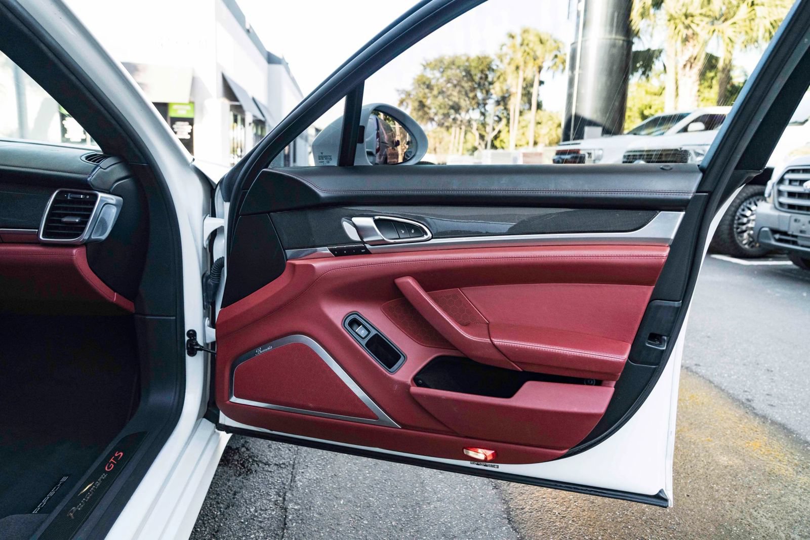 Used 2016 Porsche Panamera GTS AWD/4WD image 37