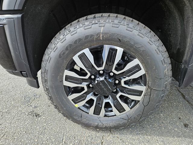 New 2026 GMC Sierra 2500 Denali Ultimate w/ Max Trailering Package image 9