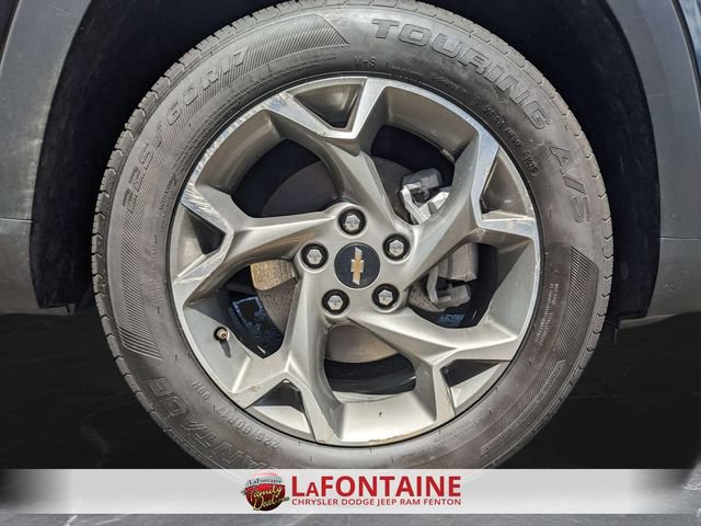 Used 2025 Chevrolet Trax LT FWD image 31