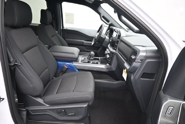 New 2026 Ford F150 XLT w/ Equipment Group 302A MID AWD/4WD image 7