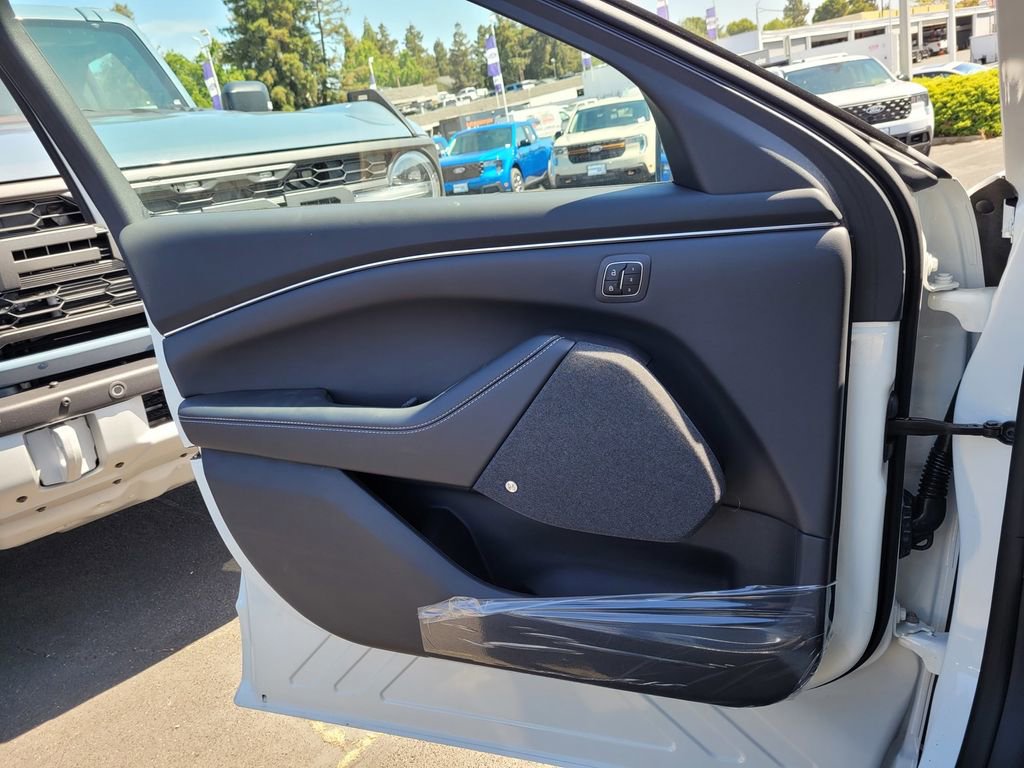 New 2025 Ford Mustang Mach-E GT w/ Interior Protection Package image 44