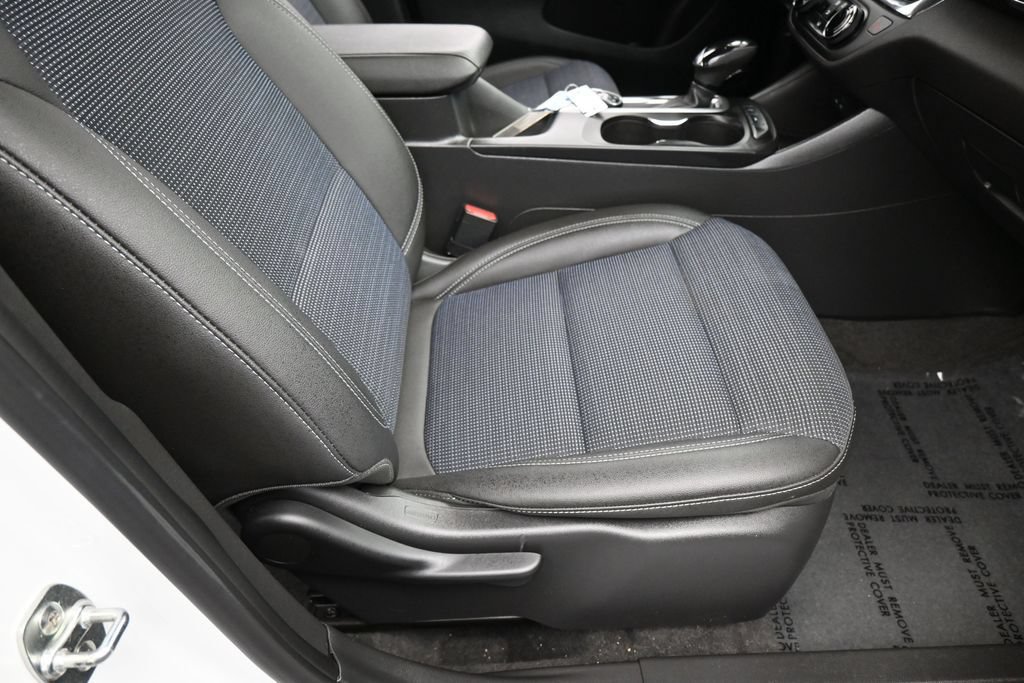 Used 2025 Buick Envista Preferred FWD image 37