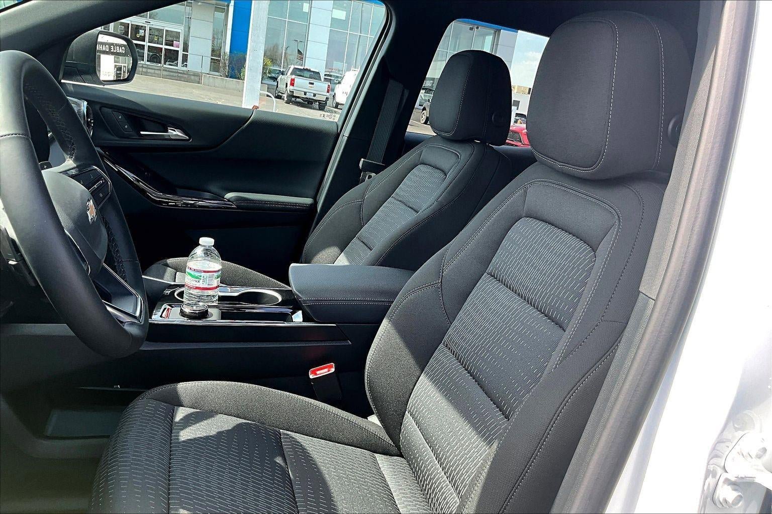 New 2026 Chevrolet Equinox LT FWD image 9