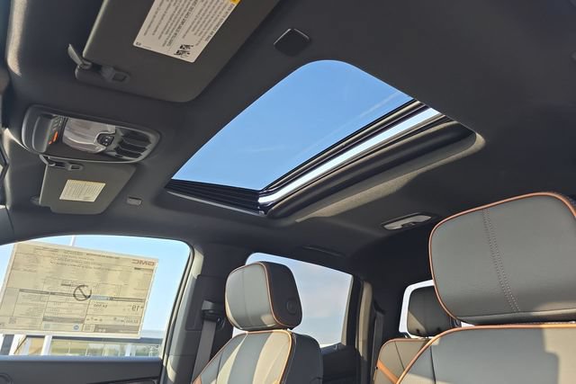 New 2026 GMC Canyon AT4 w/ Technology Plus Package AWD/4WD image 19