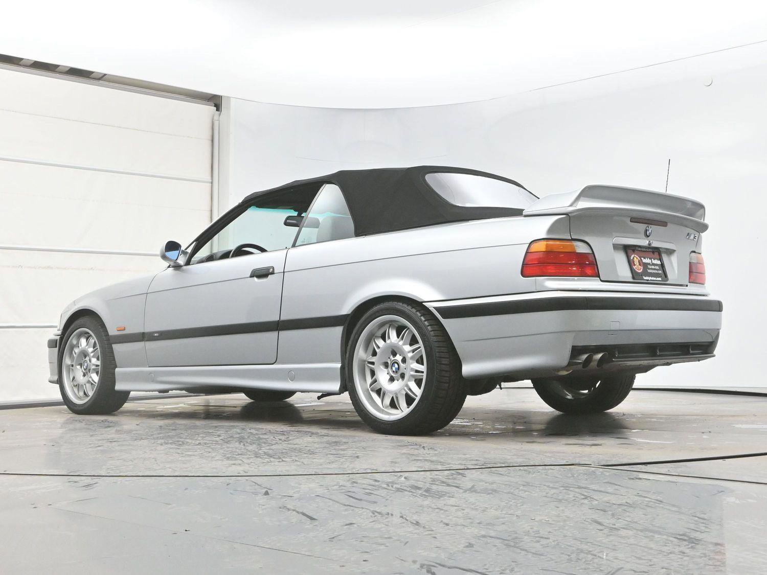 Used 1999 BMW M3 Convertible image 33