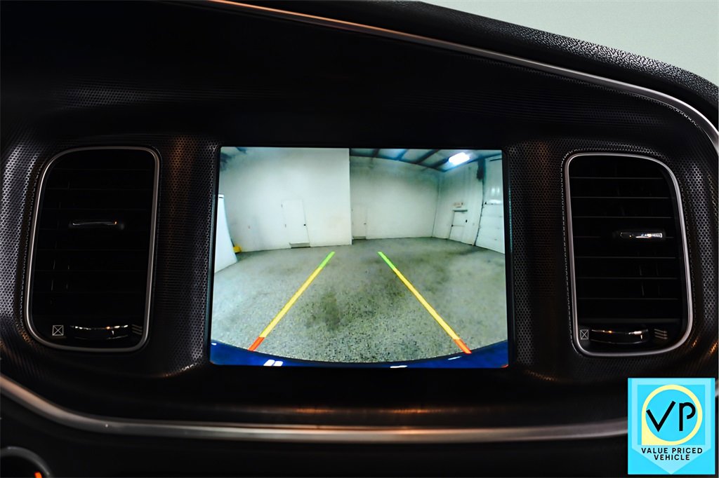 Used 2018 Dodge Charger SXT Plus w/ Driver Convenience Group image 16