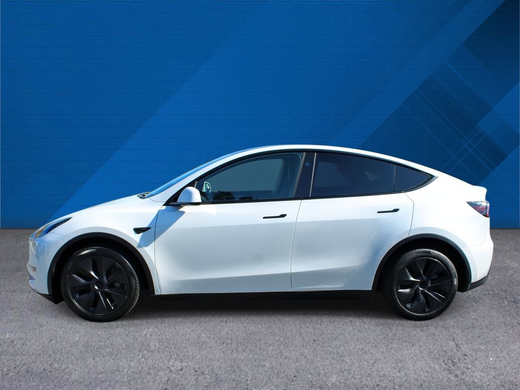 Used 2024 Tesla Model Y Long Range AWD/4WD image 6