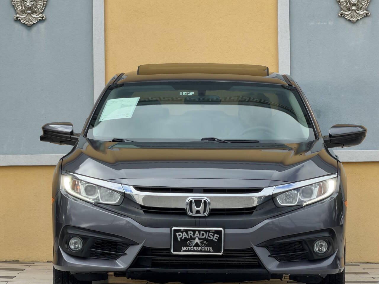 Used 2017 Honda Civic EX-T image 2