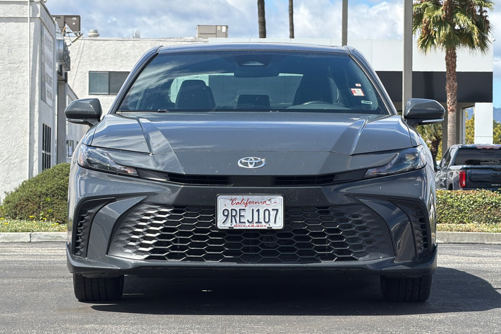 Used 2025 Toyota Camry SE FWD image 10