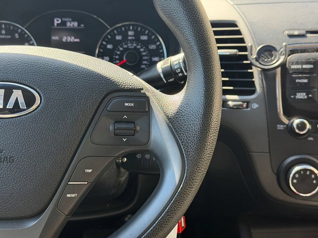 Used 2017 Kia Forte LX FWD image 10
