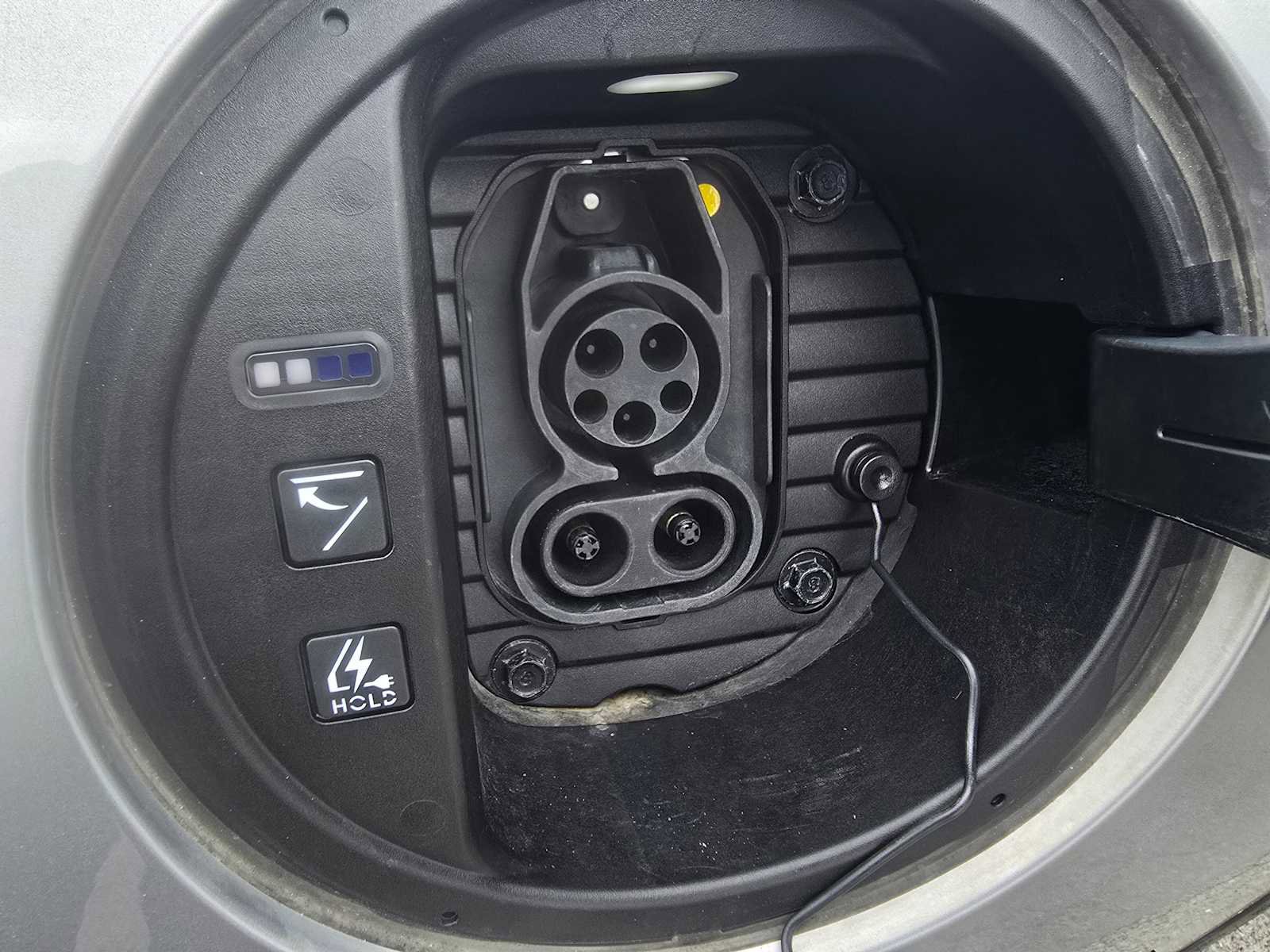 Used 2023 Hyundai Ioniq 6 SE RWD image 14