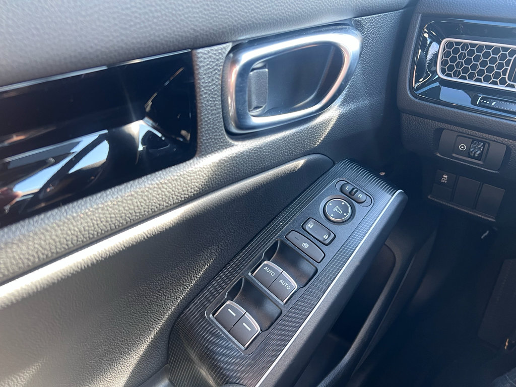 Used 2025 Honda Civic Sport image 23