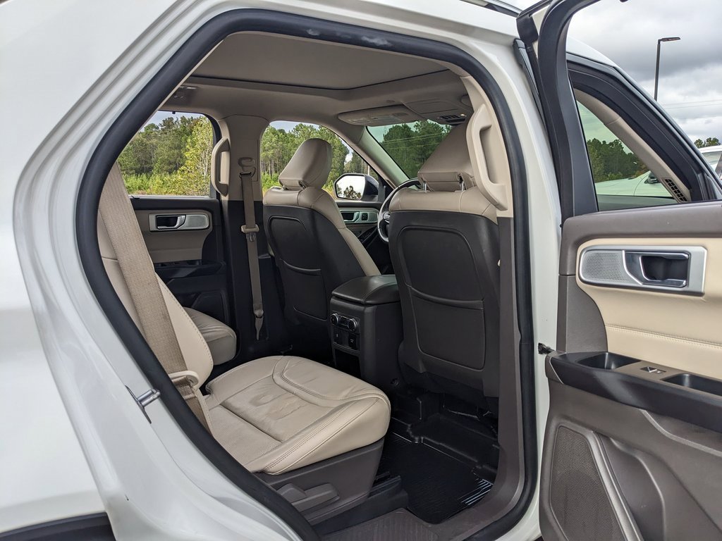 Used 2020 Ford Explorer Platinum w/ Premium Technology Package image 53
