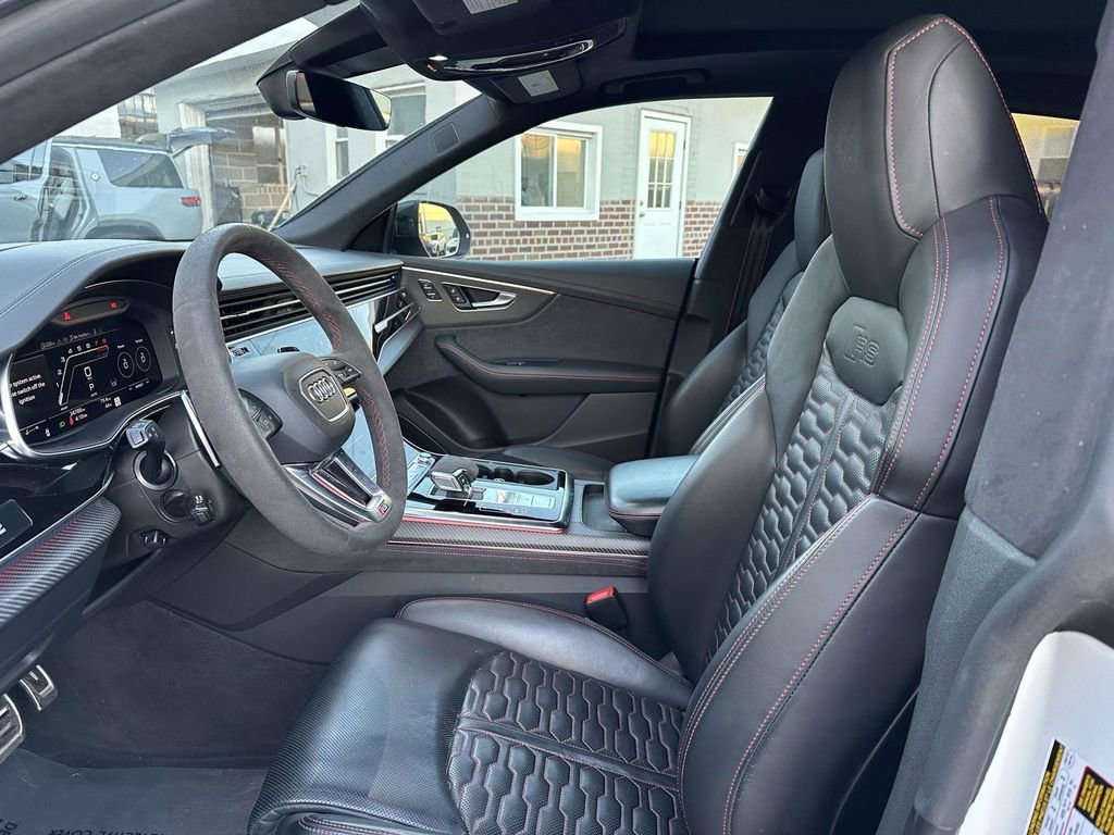 Used 2024 Audi RS Q8 image 16