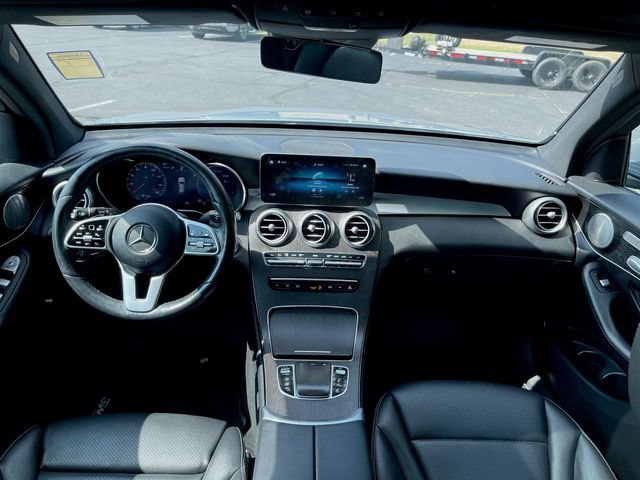 Used 2021 Mercedes-Benz GLC 300 4MATIC image 21