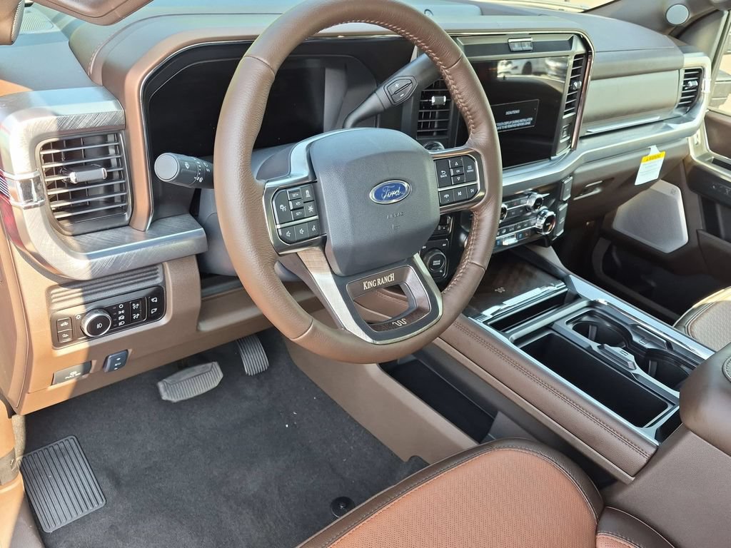 New 2026 Ford F350 King Ranch w/ FX4 Off-Road Package AWD/4WD image 10