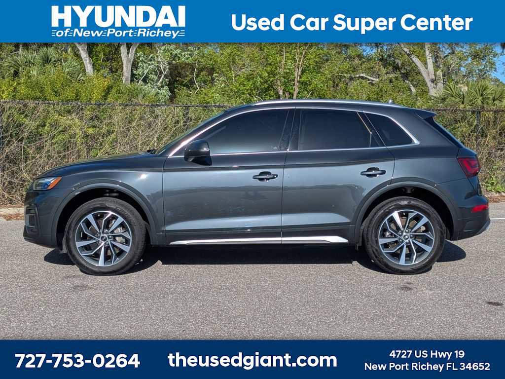 Used 2021 Audi Q5 Premium Plus image 2
