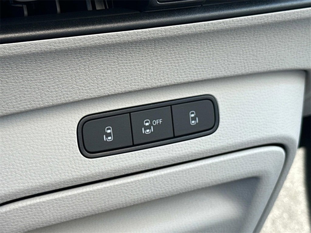 New 2025 Volkswagen ID. Buzz 1st Edition image 24