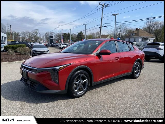 Certified 2025 Kia K4 FWD image 1