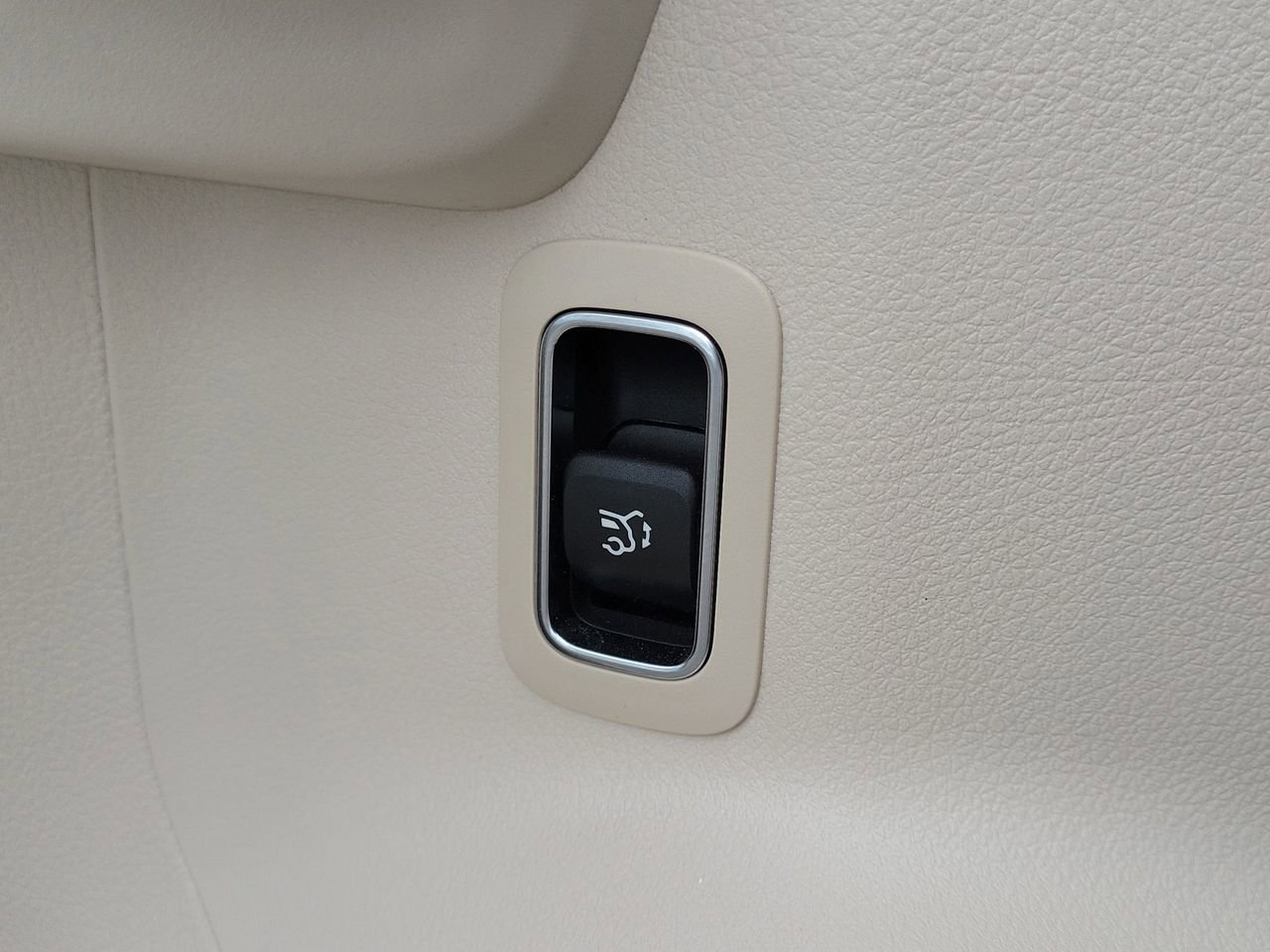 Certified 2022 Mercedes-Benz GLB 250 image 27